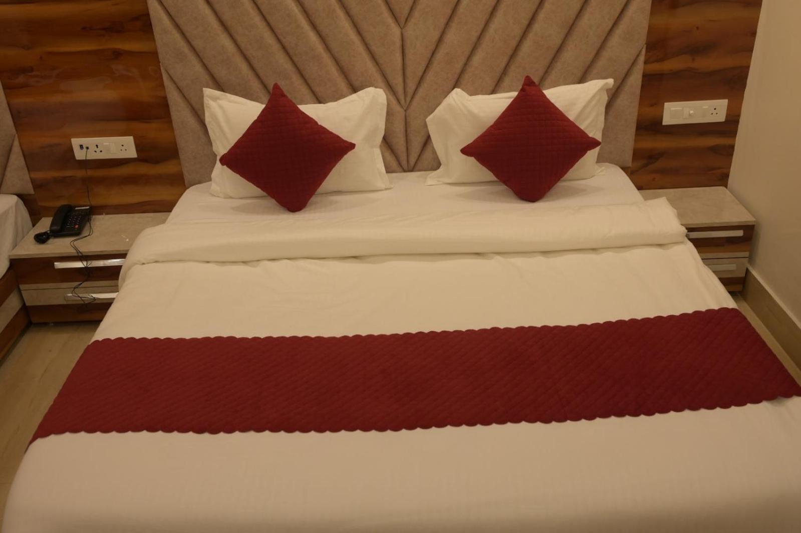 Hotel Udit Inn Rudraprayāg Екстериор снимка