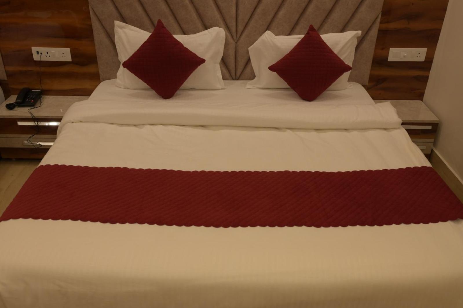 Hotel Udit Inn Rudraprayāg Екстериор снимка