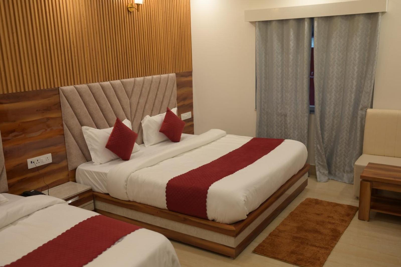 Hotel Udit Inn Rudraprayāg Екстериор снимка