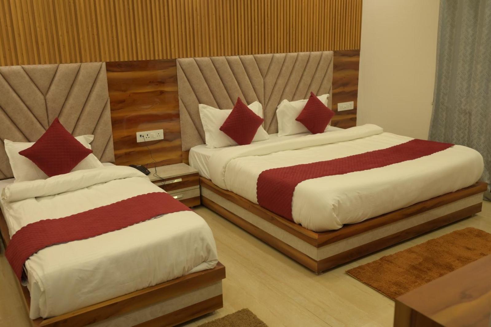 Hotel Udit Inn Rudraprayāg Екстериор снимка